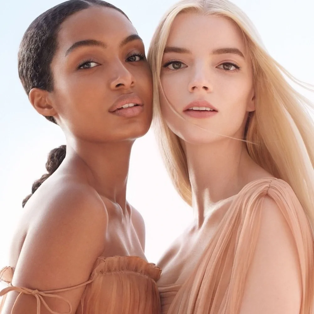 Dior Brown Concealer with Wand Applicator and Liquid Texture